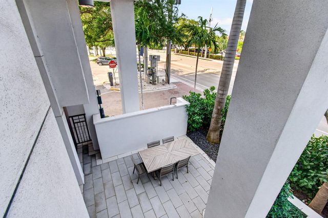 155 E Boca Raton Road Th3, Boca Raton, FL 33432
