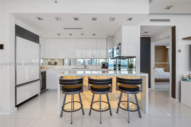 6899 Collins Ave 2208, Miami Beach, FL 33141