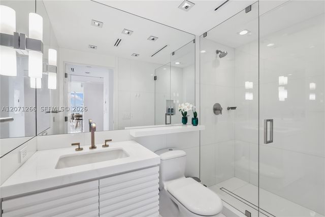 6899 Collins Ave 2208, Miami Beach, FL 33141