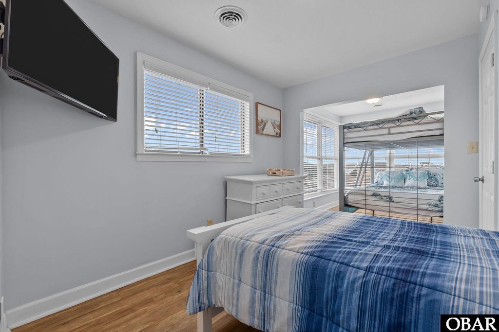 Image 21 of property listing at 110 Baker Avenue Lot:7 & PT 6, Kill Devil Hills, NC 27948