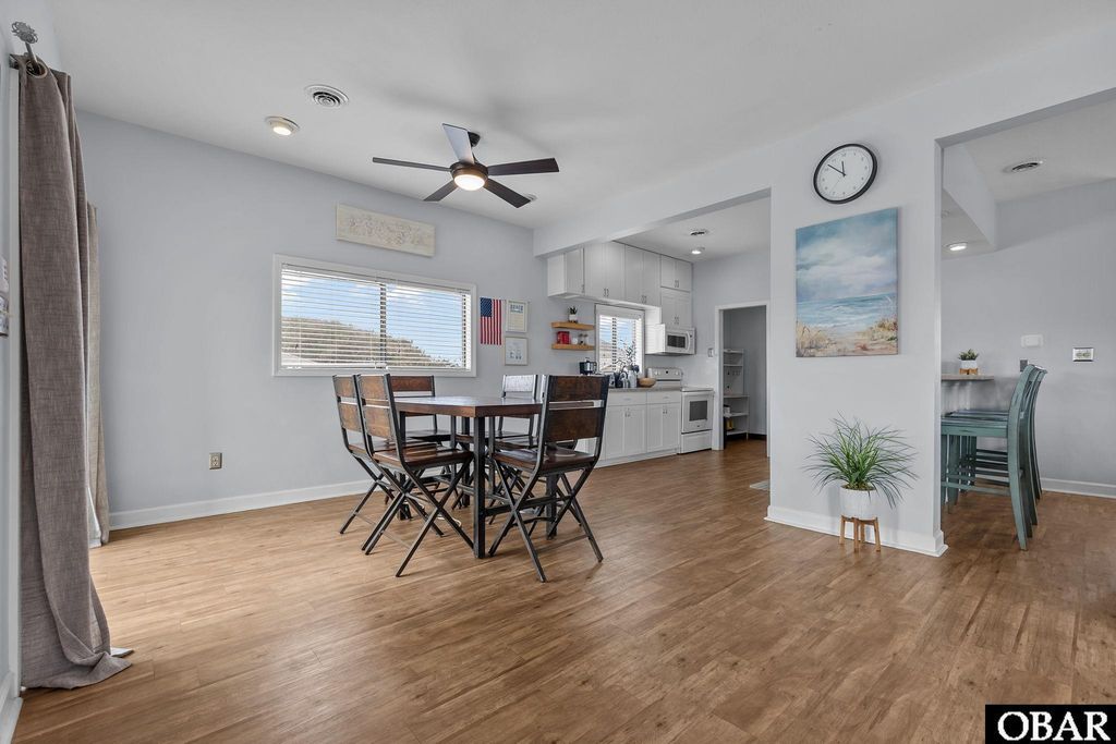 Image 24 of property listing at 110 Baker Avenue Lot:7 & PT 6, Kill Devil Hills, NC 27948