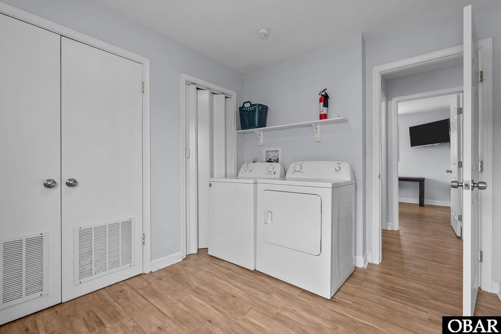 Image 25 of property listing at 110 Baker Avenue Lot:7 & PT 6, Kill Devil Hills, NC 27948