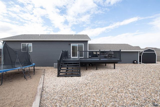 305 BEAR TOOTH DR, Box Elder, SD 57719
