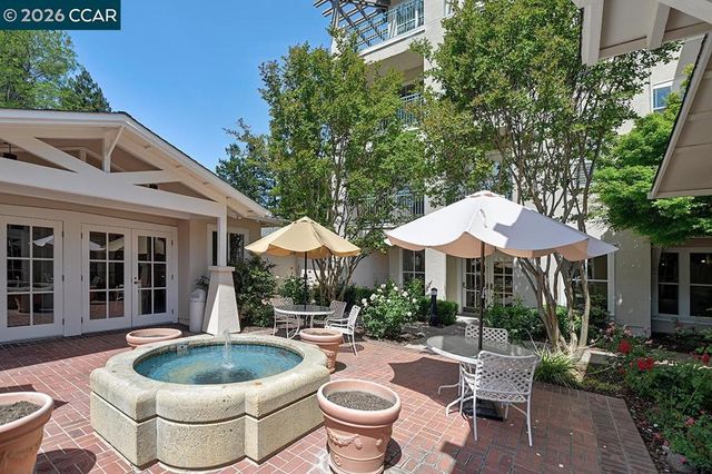 1840 Tice Creek 2320, Walnut Creek, CA 94595