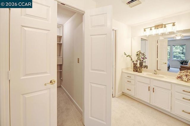 1840 Tice Creek 2320, Walnut Creek, CA 94595