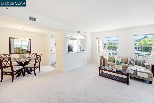 1840 Tice Creek 2320, Walnut Creek, CA 94595