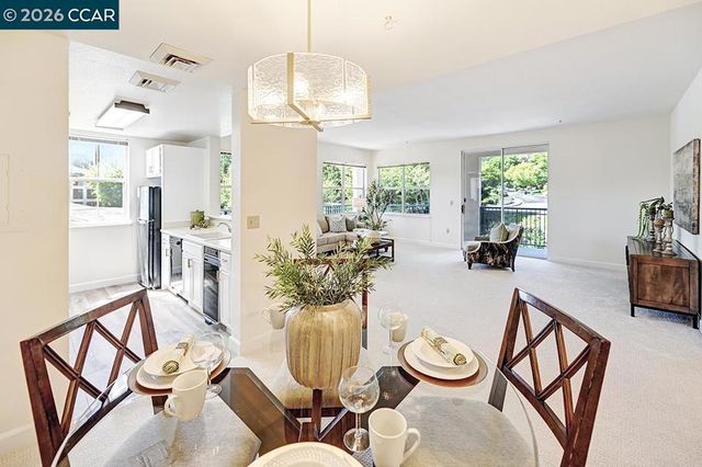 1840 Tice Creek 2320, Walnut Creek, CA 94595