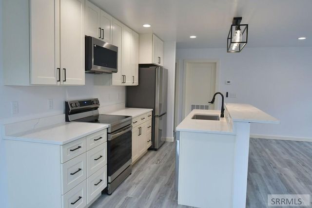 204 Sage Way, Salmon, ID 83467