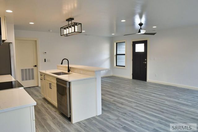 204 Sage Way, Salmon, ID 83467