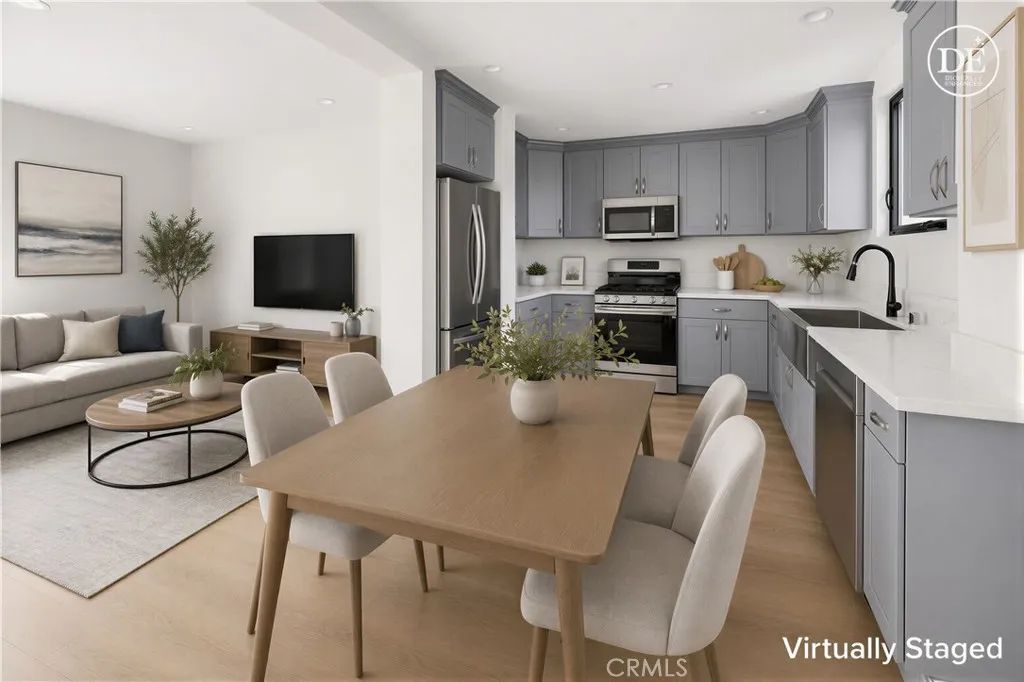 10156 Regent, Los Angeles, CA 90034