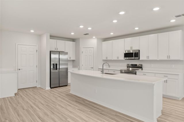 827 CYPRESS CREEK RUN, St Cloud, FL 34771