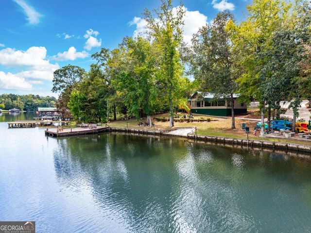 388 Possum Point Drive, Eatonton, GA 31024