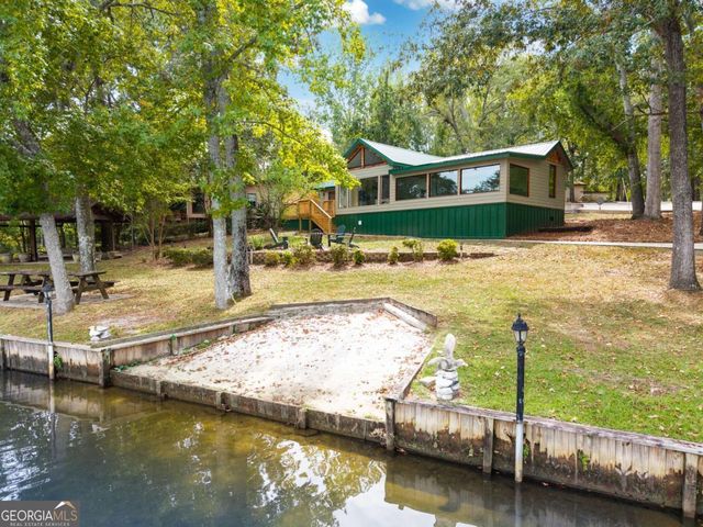 388 Possum Point Drive, Eatonton, GA 31024