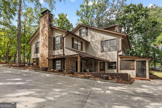 388 Possum Point Drive, Eatonton, GA 31024