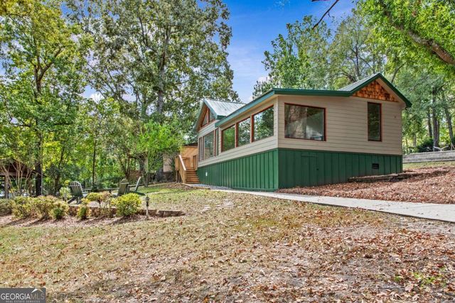 388 Possum Point Drive, Eatonton, GA 31024