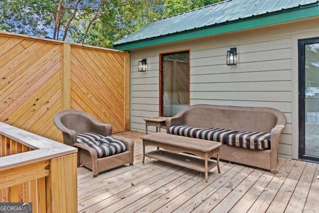 388 Possum Point Drive, Eatonton, GA 31024