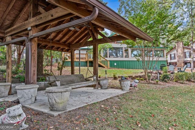 388 Possum Point Drive, Eatonton, GA 31024