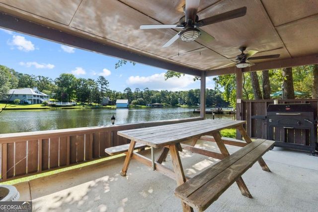 388 Possum Point Drive, Eatonton, GA 31024