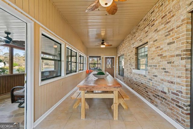 388 Possum Point Drive, Eatonton, GA 31024