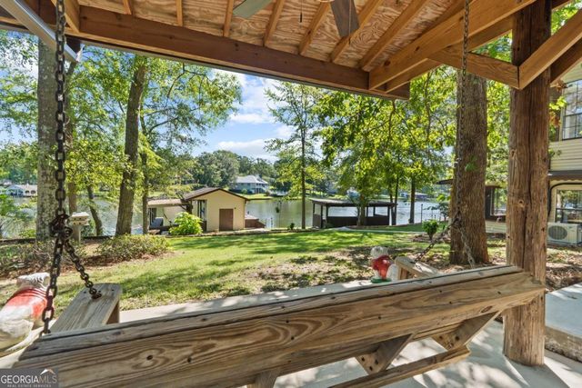 388 Possum Point Drive, Eatonton, GA 31024