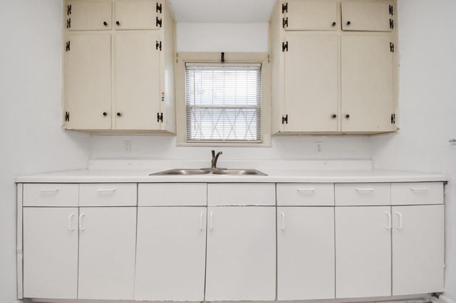132 Hoffman Street, Houston, TX 77020