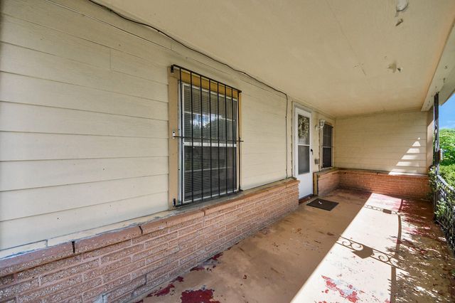 132 Hoffman Street, Houston, TX 77020