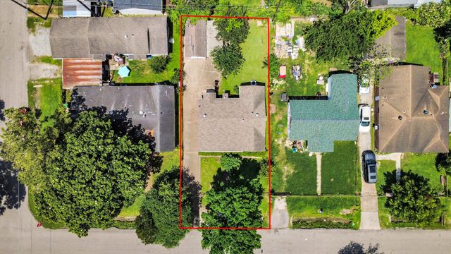 132 Hoffman Street, Houston, TX 77020