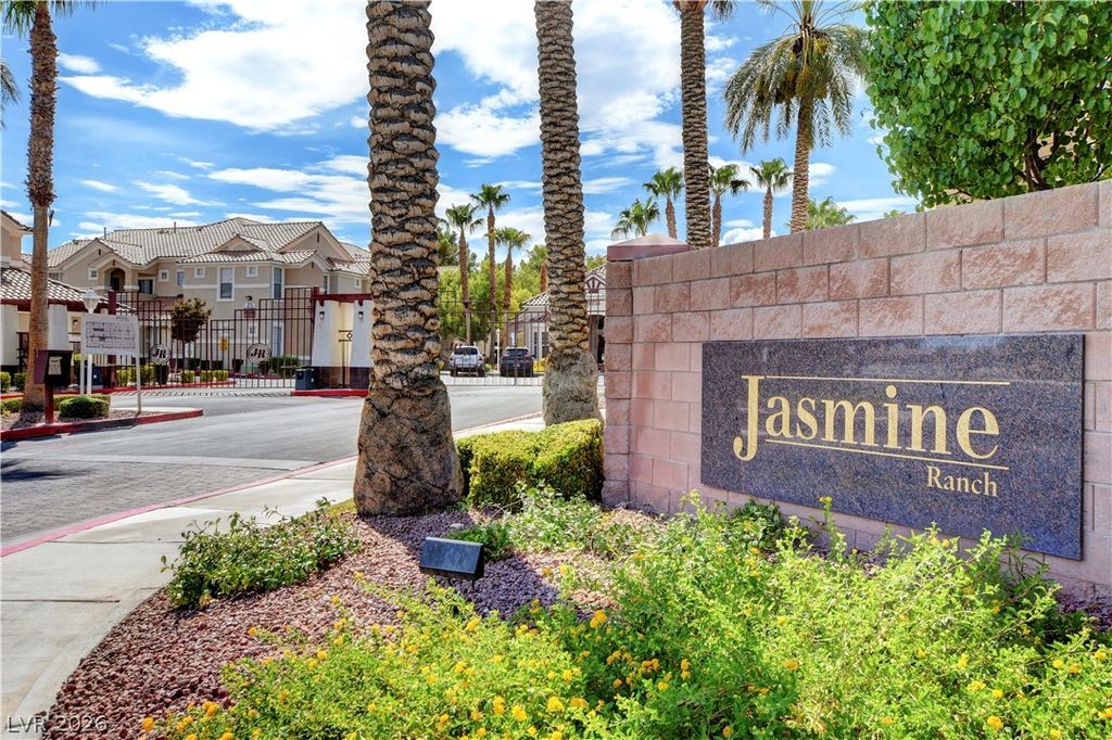 5855 Valley Drive 2028, North Las Vegas, NV 89031 — photo 2