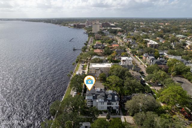 2105 RIVER Boulevard, Jacksonville, FL 32204