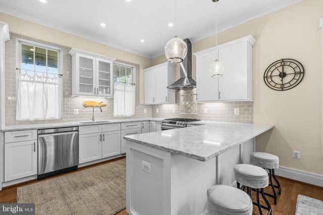 908 GRANDIN AVE, Rockville, MD 20851