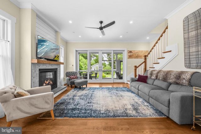 908 GRANDIN AVE, Rockville, MD 20851