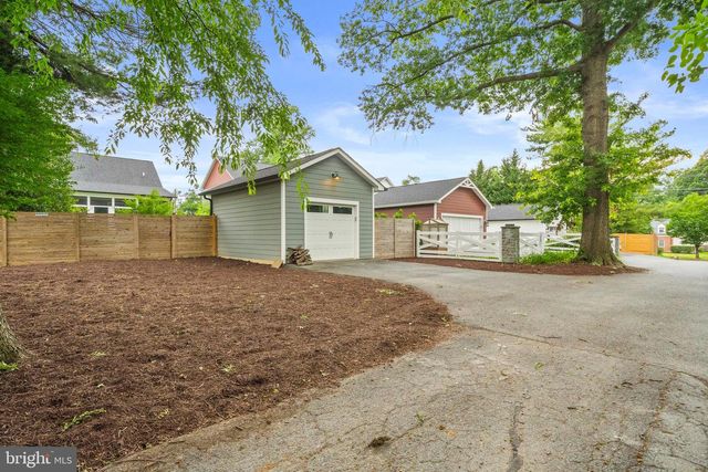 908 GRANDIN AVE, Rockville, MD 20851