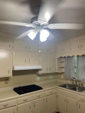 3461 Lee Street, College Park, GA 30337