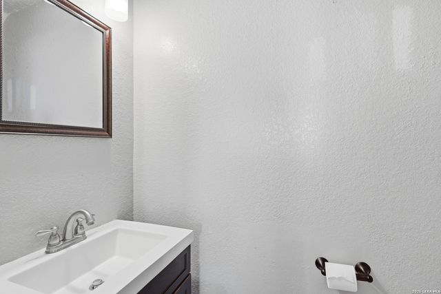 6351 Wild Flower, San Antonio, TX 78244