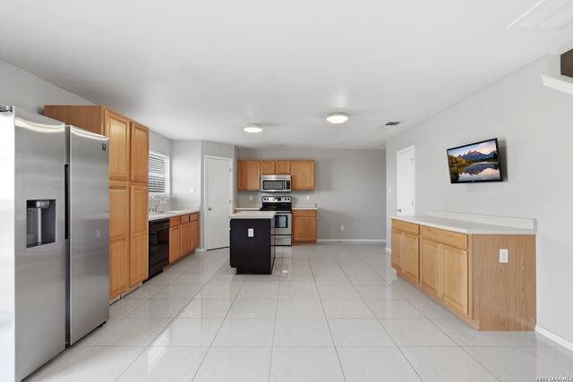 6351 Wild Flower, San Antonio, TX 78244