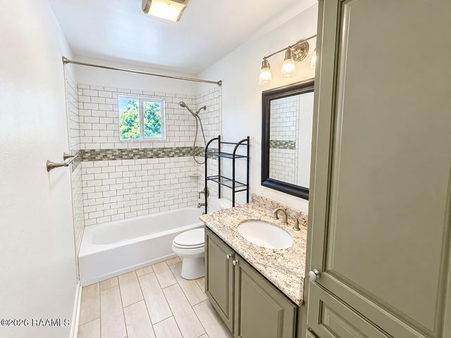 214 Dover Drive, Lafayette, LA 70503