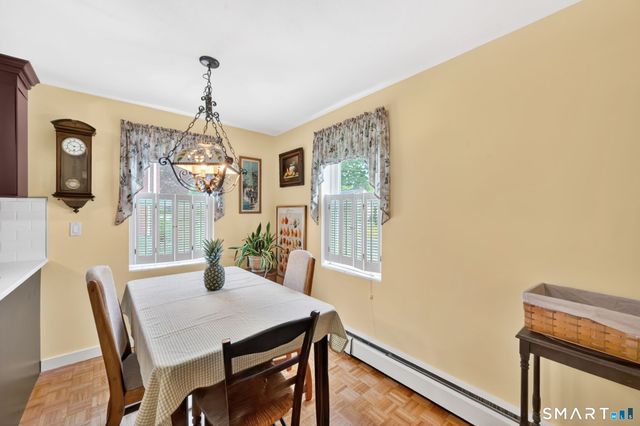 97 Shadow Lane B, West Hartford, CT 06110