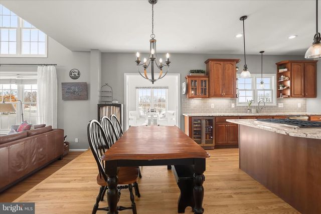 685 W WATERSVILLE RD, Mount Airy, MD 21771