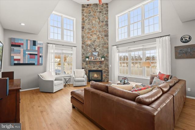 685 W WATERSVILLE RD, Mount Airy, MD 21771