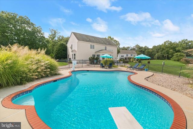 685 W WATERSVILLE RD, Mount Airy, MD 21771