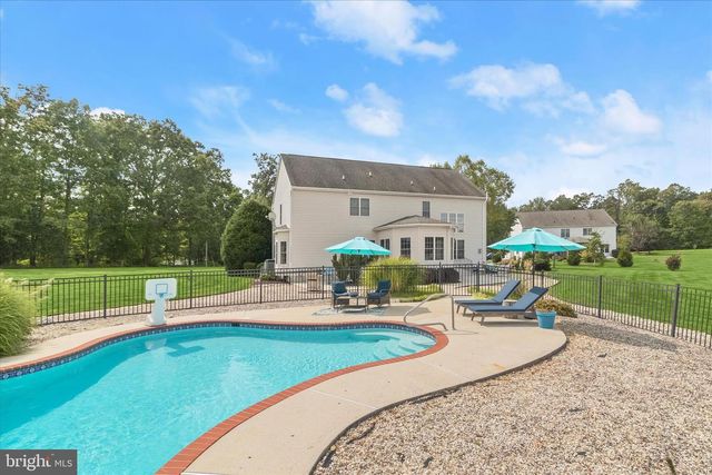 685 W WATERSVILLE RD, Mount Airy, MD 21771