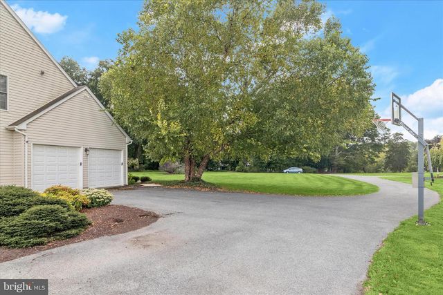 685 W WATERSVILLE RD, Mount Airy, MD 21771