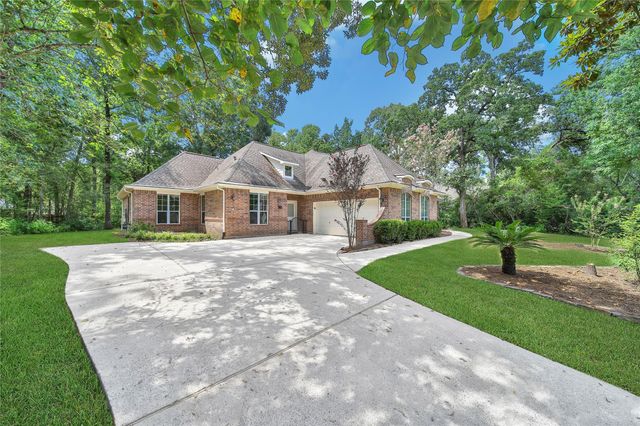 8918 Summerdale Lane, Conroe, TX 77302