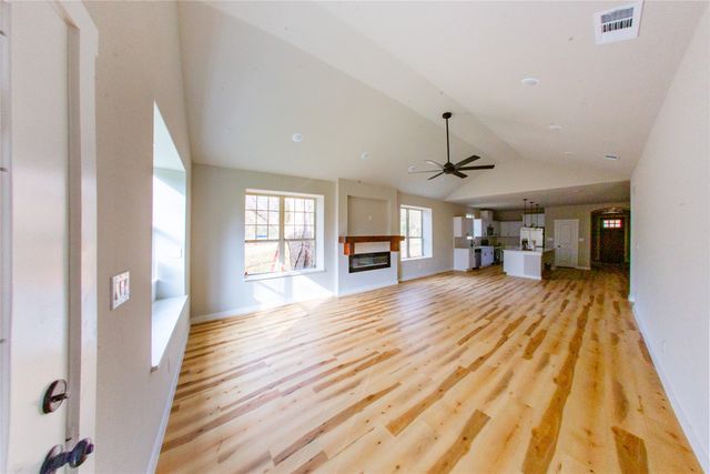 1421 W Sherman Street, Paris, TX 75460