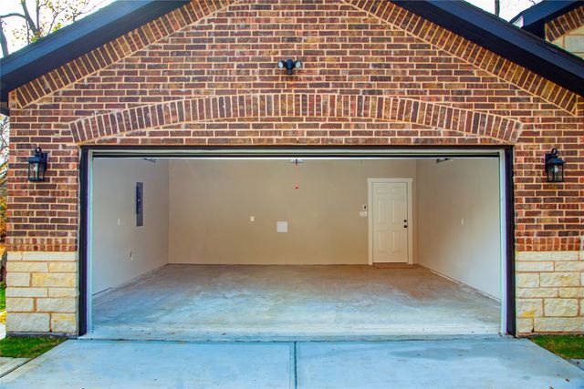 1421 W Sherman Street, Paris, TX 75460