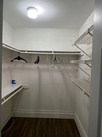 3341 NW 47th Terrace NW 304, Lauderdale Lakes, FL 33319