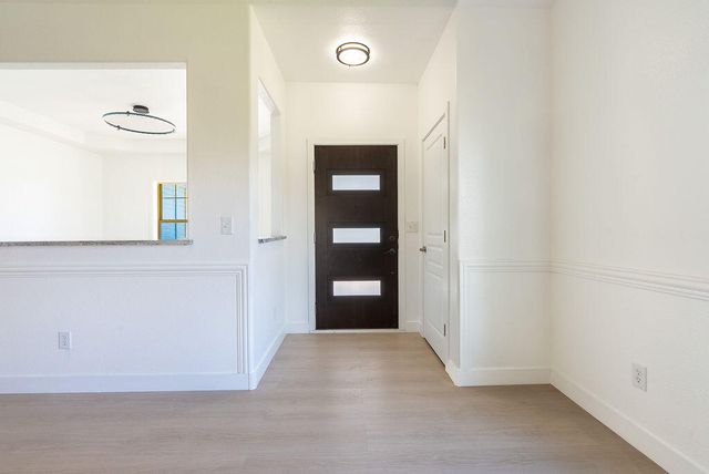 19 Pine Court, Eagle Point, OR 97524