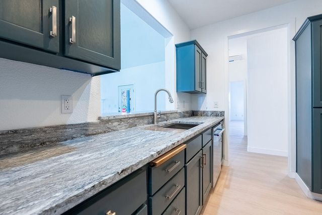 19 Pine Court, Eagle Point, OR 97524