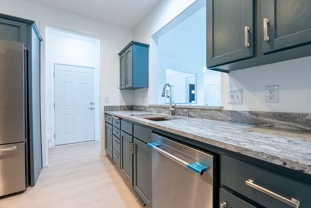 19 Pine Court, Eagle Point, OR 97524