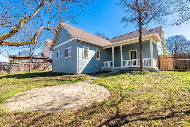 19 Pine Court, Eagle Point, OR 97524